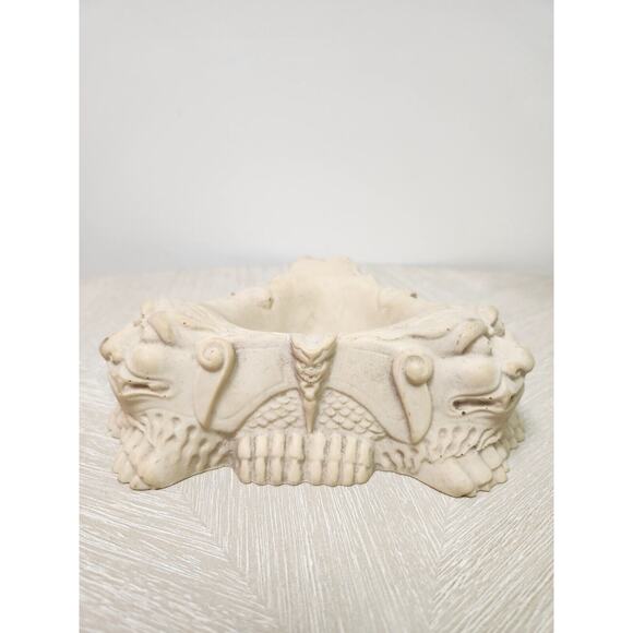 Vintage Fu Dog Ashtray , Foo Chinese Lion Dragon, Hard Resin bone Made In Italy - Picture 3 of 10
